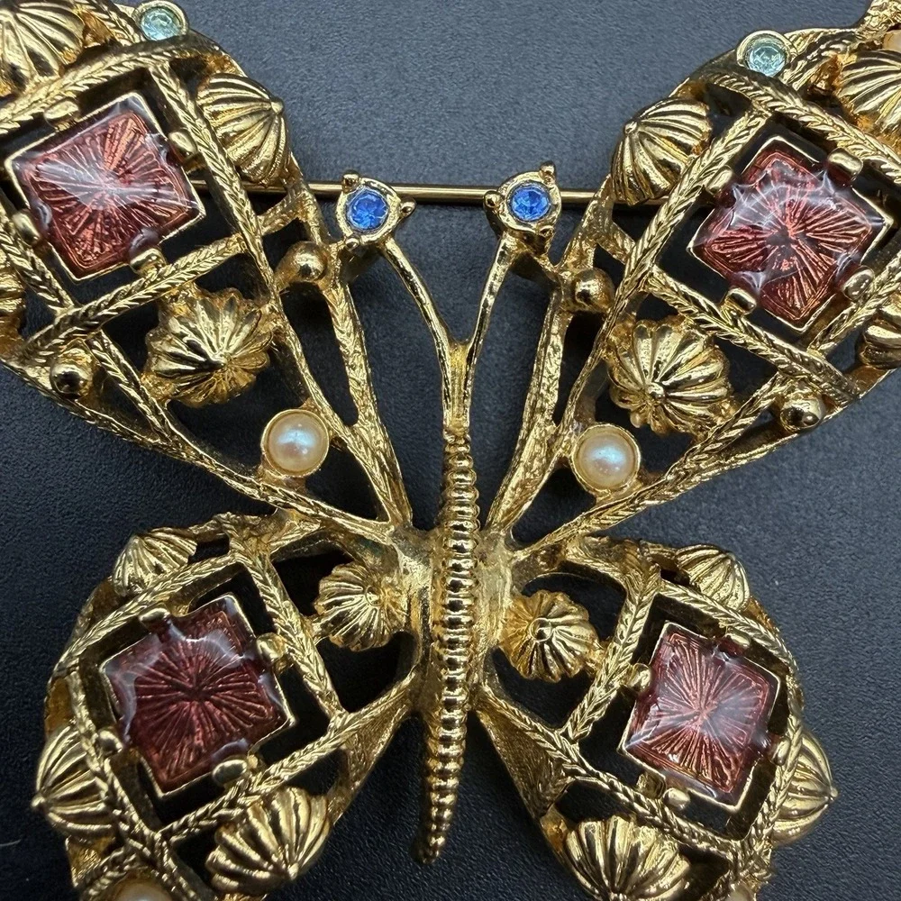 Avon Vintage Butterfly Brooch Gold Tone Faux Pearl Red Lucite Rhinestone Pin